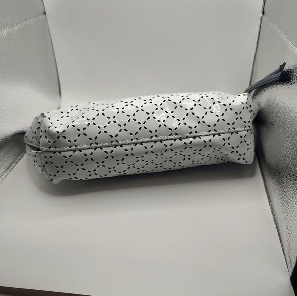 💥 3/$20 Estee Lauder Cosmetics Bag Zipper Pull! - Picture 3 of 10